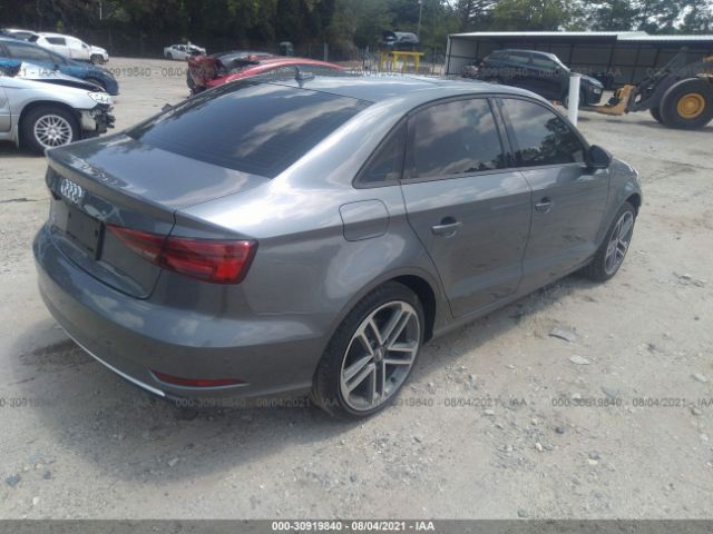 Photo 3 VIN: WAUAUGFF1H1026235 - AUDI A3 SEDAN 