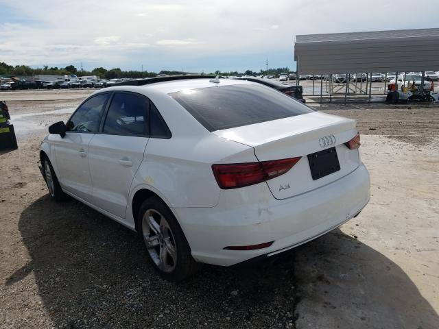 Photo 2 VIN: WAUAUGFF1H1044928 - AUDI A3 PREMIUM 