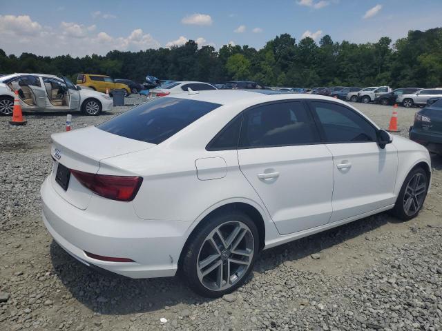 Photo 2 VIN: WAUAUGFF1J1015774 - AUDI A3 