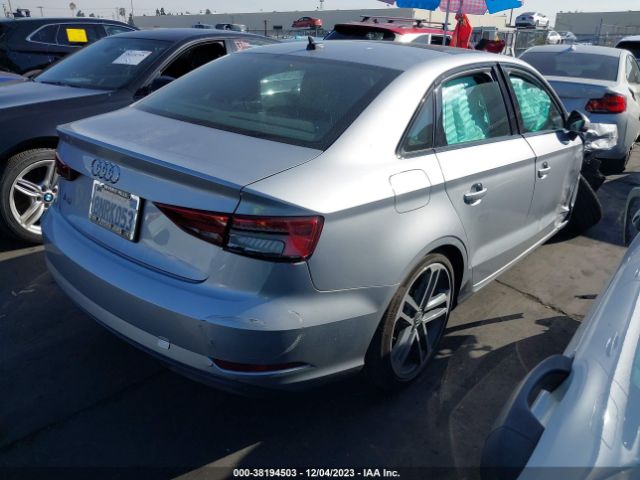 Photo 3 VIN: WAUAUGFF1KA098401 - AUDI A3 