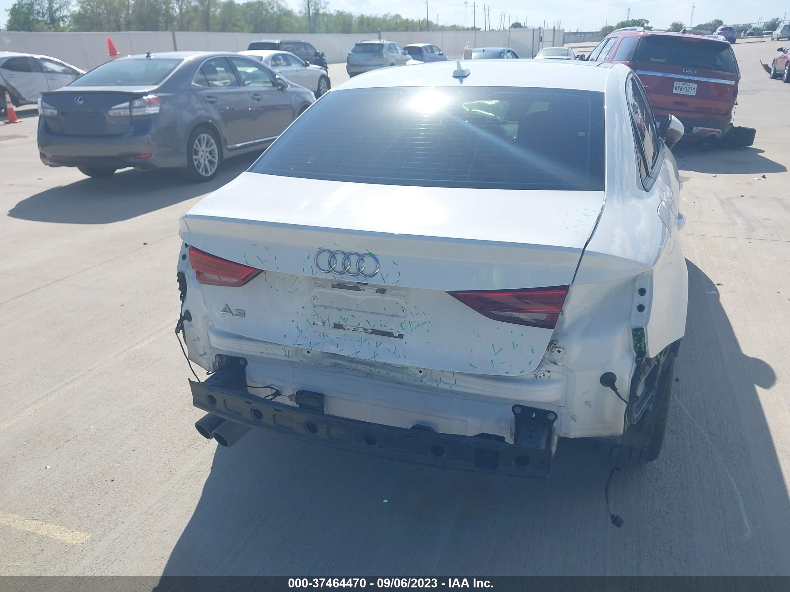 Photo 5 VIN: WAUAUGFF2H1027345 - AUDI A3 