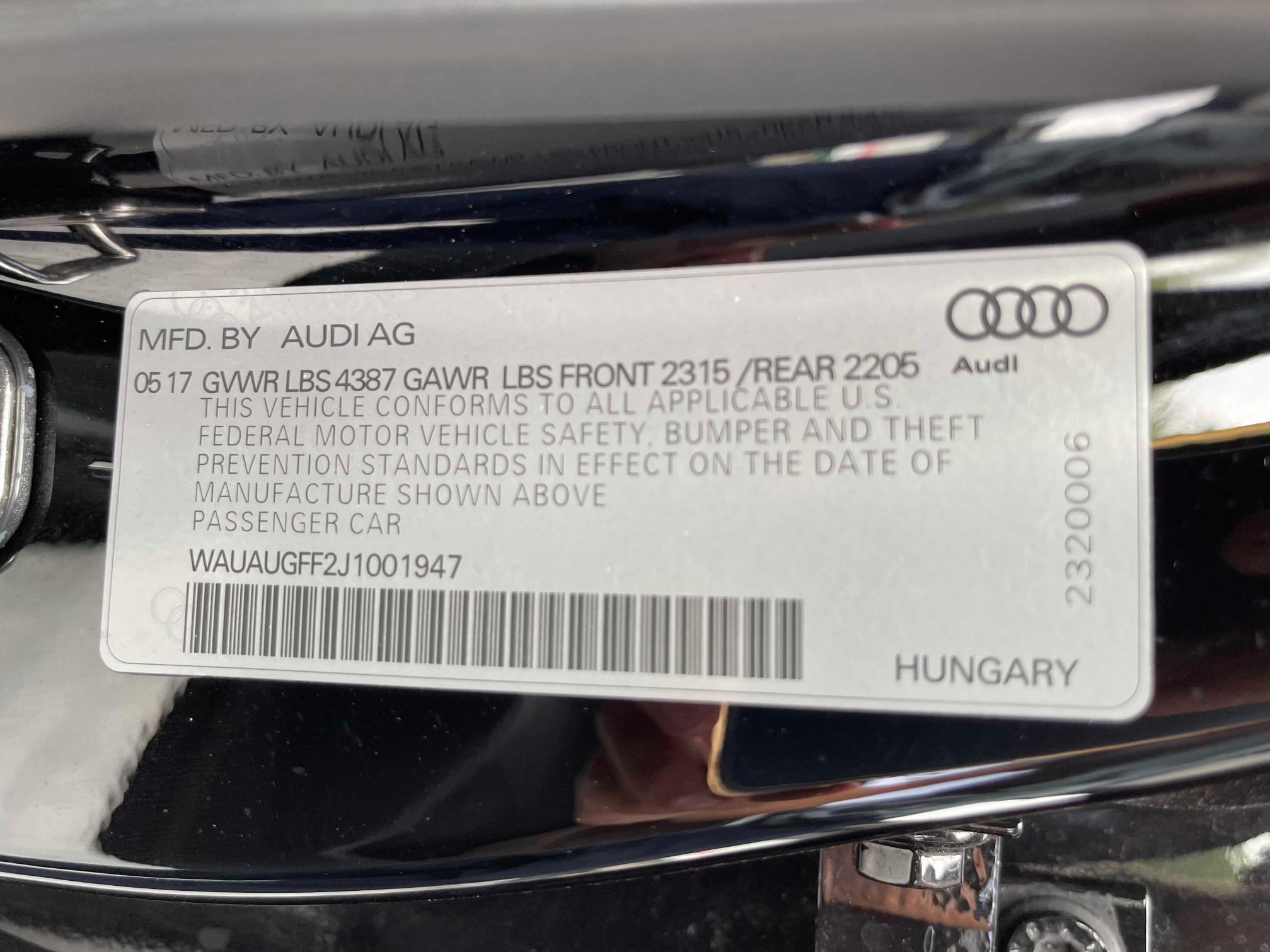 Photo 9 VIN: WAUAUGFF2J1001947 - AUDI A3 PREMIUM 