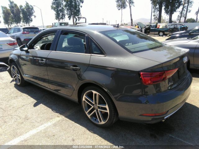 Photo 2 VIN: WAUAUGFF2J1018988 - AUDI A3 SEDAN 