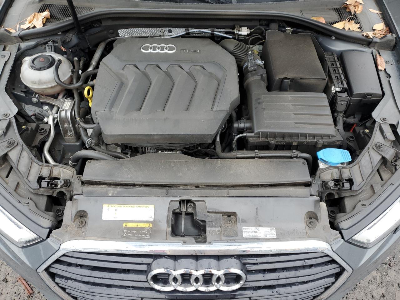 Photo 10 VIN: WAUAUGFF2J1040733 - AUDI A3 