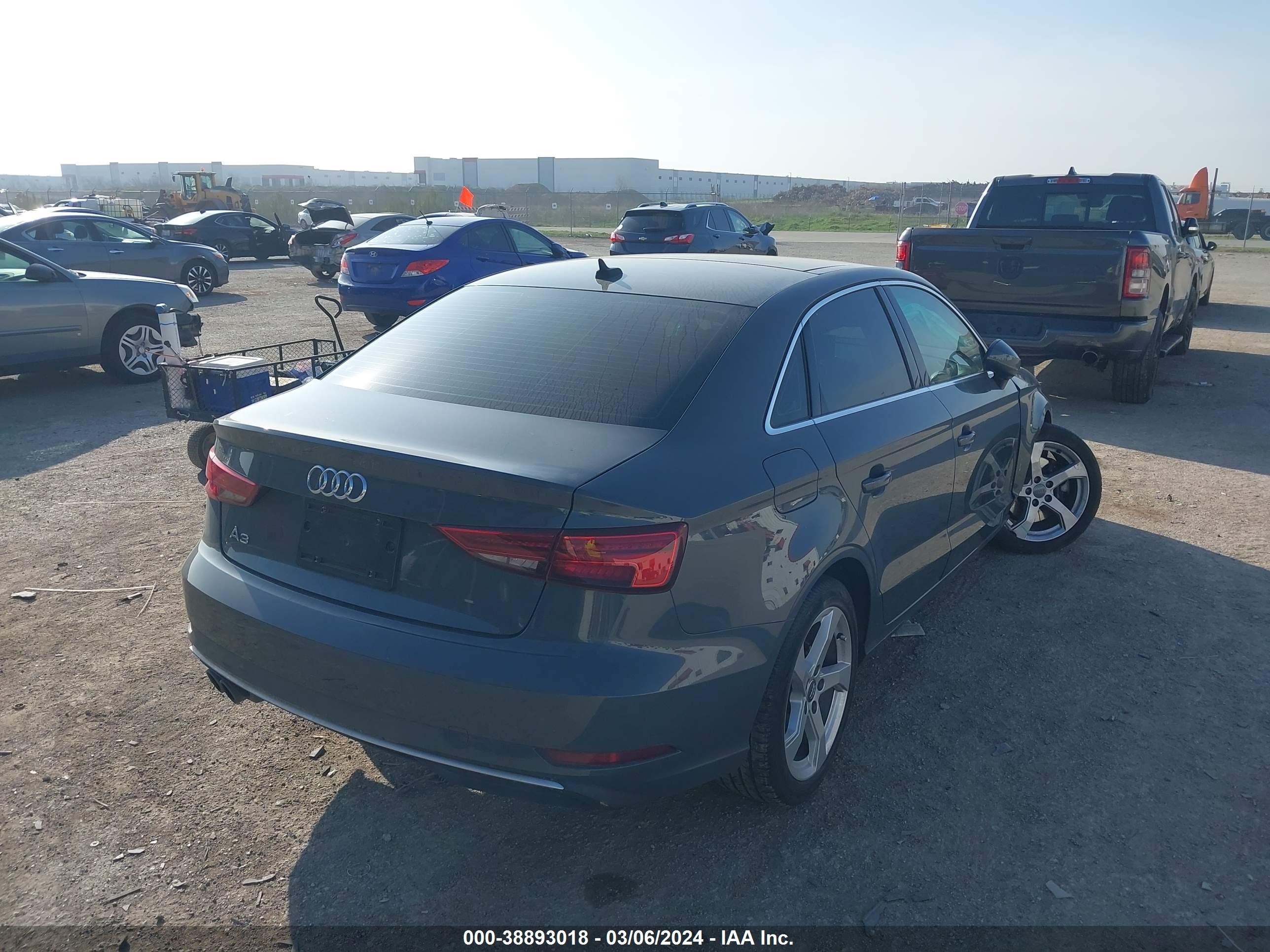 Photo 3 VIN: WAUAUGFF2KA098455 - AUDI A3 