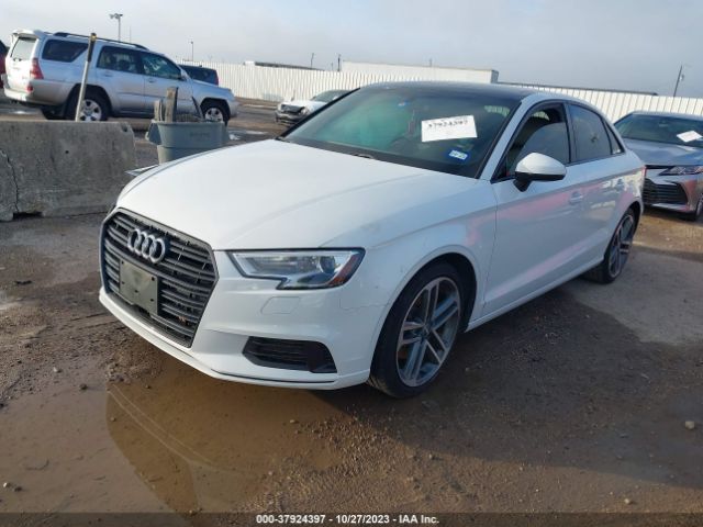 Photo 1 VIN: WAUAUGFF2KA120440 - AUDI A3 SEDAN 