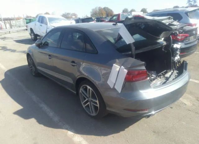 Photo 2 VIN: WAUAUGFF2LA103025 - AUDI A3 SEDAN 