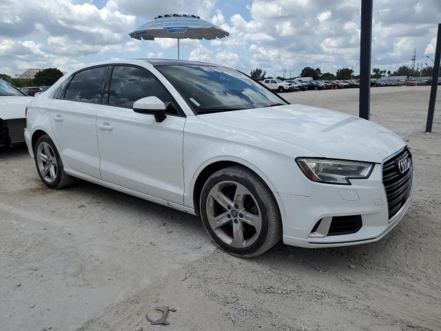 Photo 3 VIN: WAUAUGFF3H1027533 - AUDI A3 