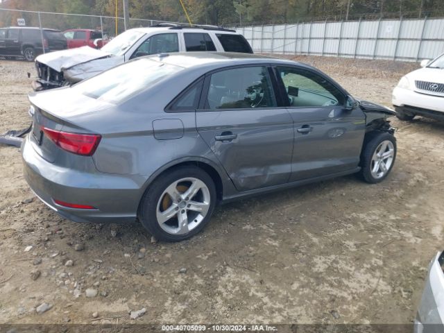 Photo 3 VIN: WAUAUGFF3H1035860 - AUDI A3 