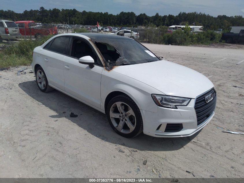 Photo 0 VIN: WAUAUGFF3J1024332 - AUDI A3 