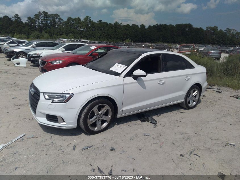 Photo 1 VIN: WAUAUGFF3J1024332 - AUDI A3 