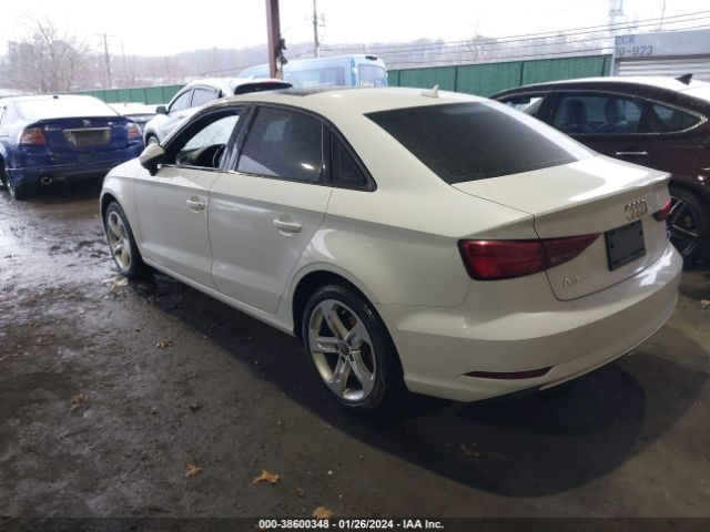 Photo 2 VIN: WAUAUGFF4H1028383 - AUDI A3 