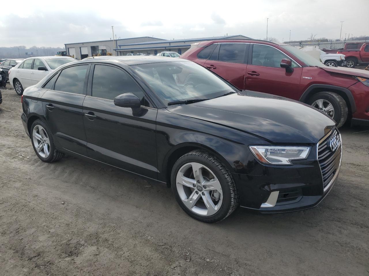 Photo 3 VIN: WAUAUGFF4J1063477 - AUDI A3 