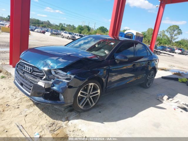 Photo 1 VIN: WAUAUGFF5H1079844 - AUDI A3 