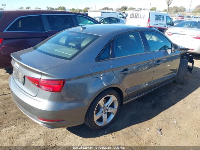 Photo 3 VIN: WAUAUGFF5J1008195 - AUDI A3 