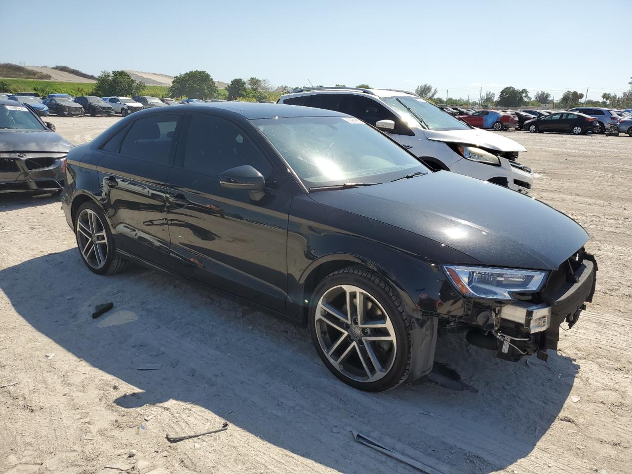 Photo 3 VIN: WAUAUGFF5LA000780 - AUDI A3 