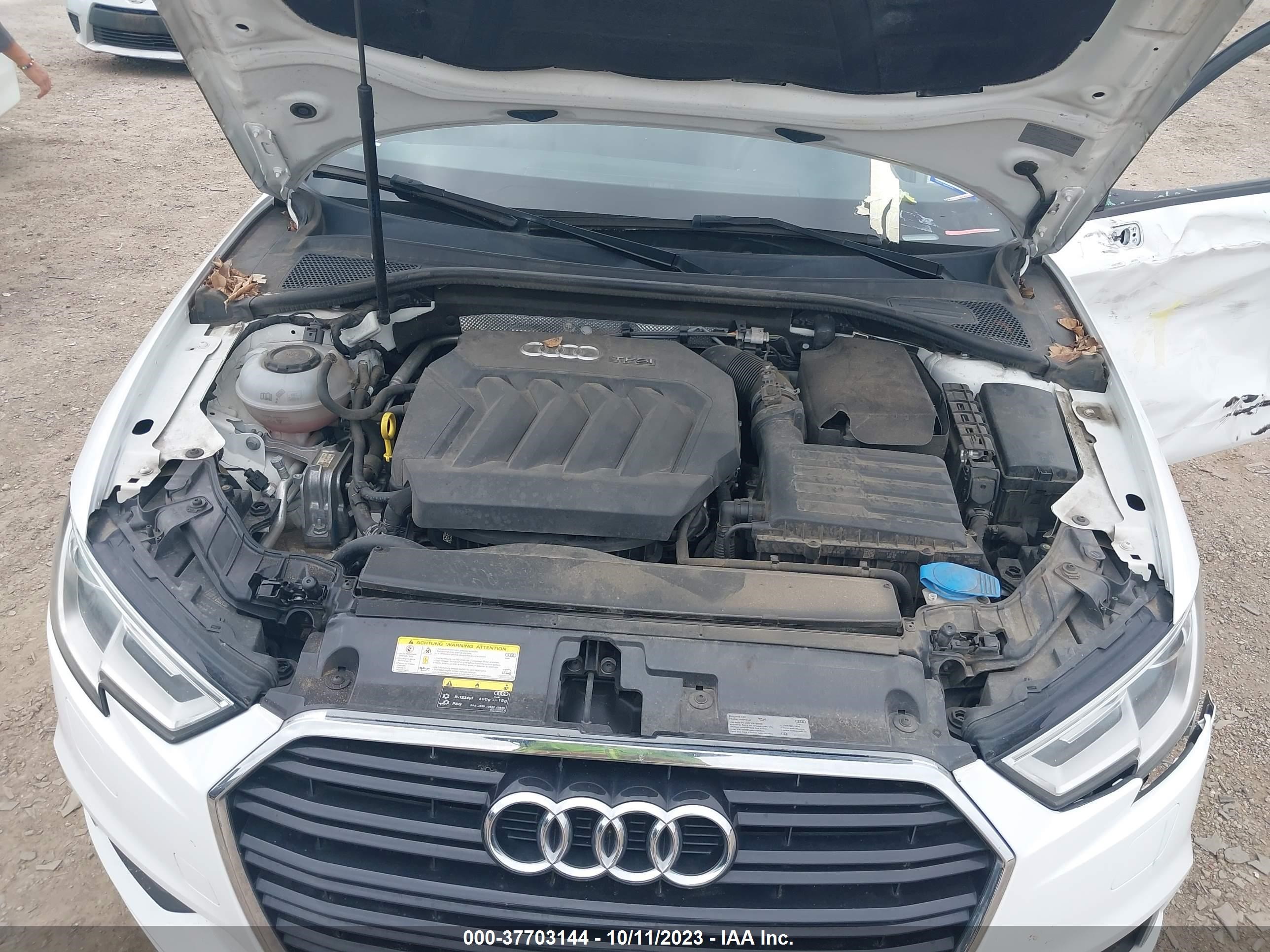 Photo 9 VIN: WAUAUGFF6J1033249 - AUDI A3 