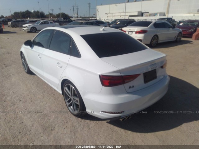 Photo 2 VIN: WAUAUGFF7H1053424 - AUDI A3 SEDAN 