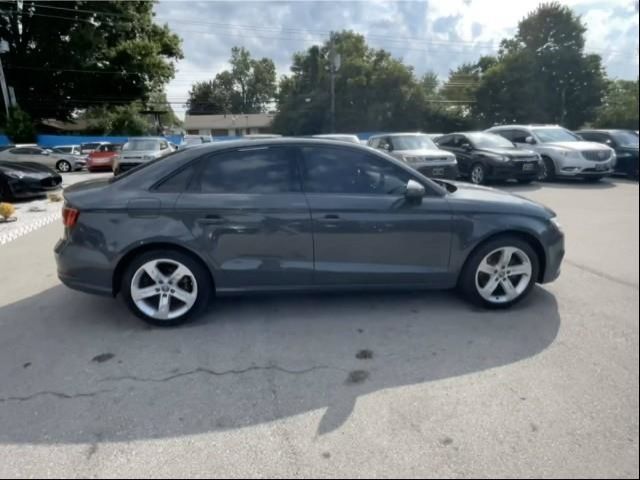 Photo 3 VIN: WAUAUGFF7H1058316 - AUDI A3 SEDAN 