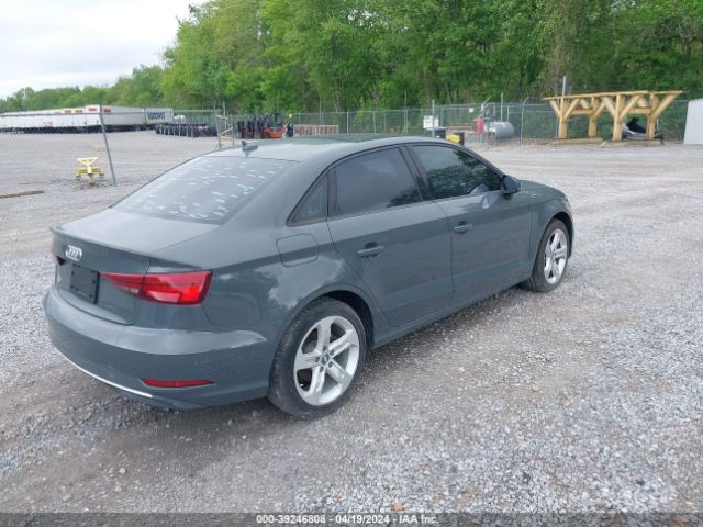 Photo 3 VIN: WAUAUGFF7H1058316 - AUDI A3 SEDAN 