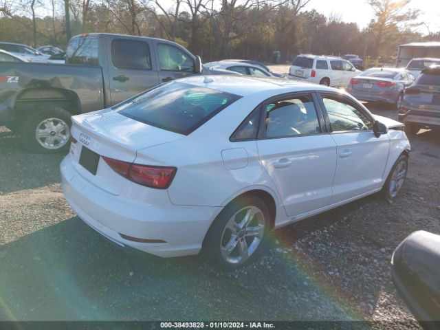 Photo 3 VIN: WAUAUGFF7J1030991 - AUDI A3 