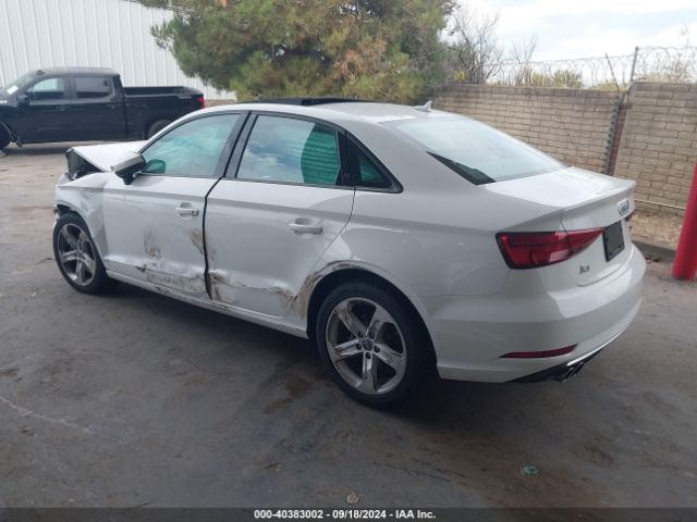 Photo 2 VIN: WAUAUGFF7J1045782 - AUDI A3 