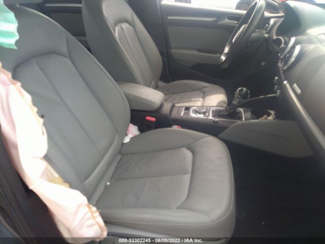 Photo 4 VIN: WAUAUGFF8H1024353 - AUDI A3 SEDAN 