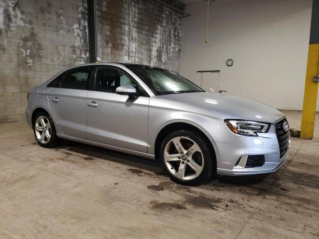 Photo 3 VIN: WAUAUGFF8H1032288 - AUDI A3 