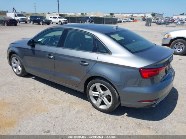 Photo 2 VIN: WAUAUGFF8J1044320 - AUDI A3 