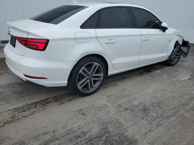 Photo 2 VIN: WAUAUGFF8J1086163 - AUDI A3 