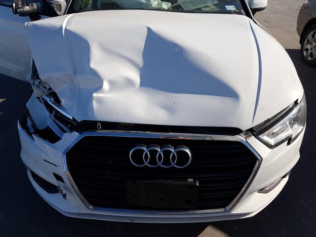 Photo 6 VIN: WAUAUGFF9J1013867 - AUDI A3 