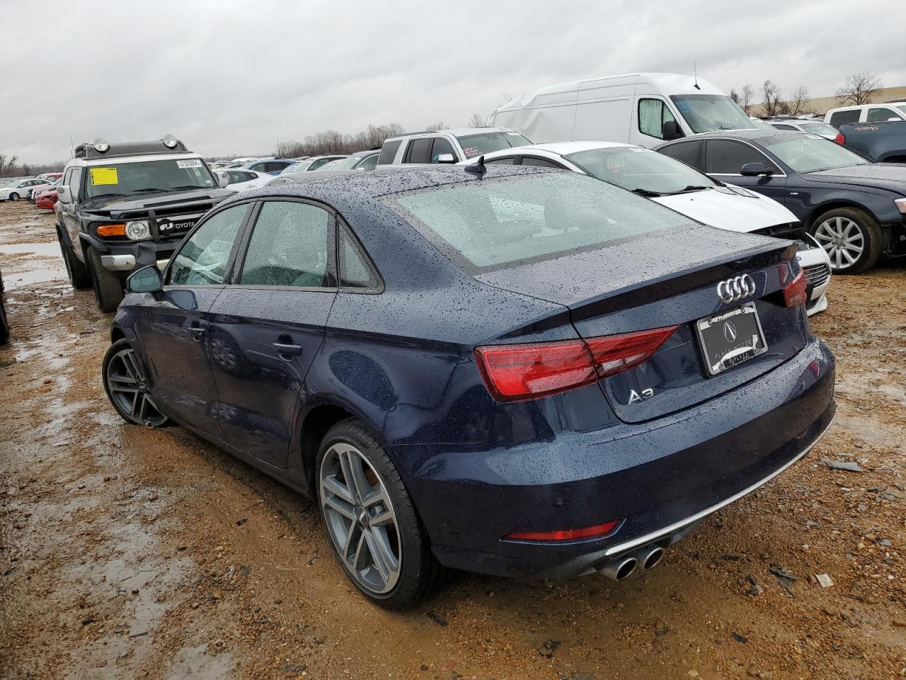 Photo 1 VIN: WAUAUGFFXJ1029740 - AUDI A3 