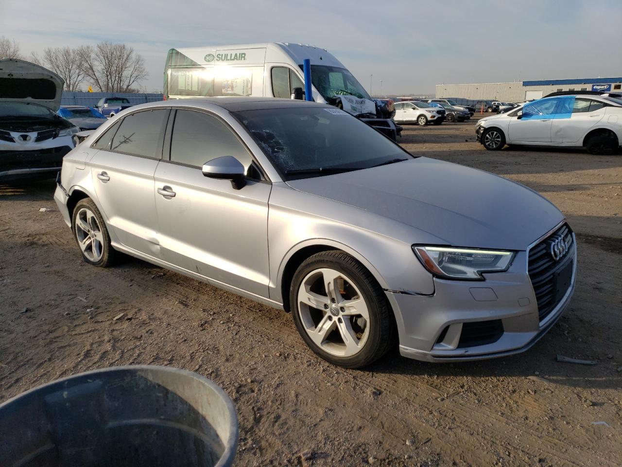 Photo 3 VIN: WAUAUHFF4J1072766 - AUDI A3 