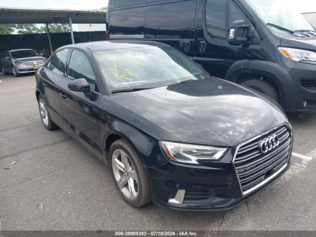 Photo 0 VIN: WAUAUHFF6J1071621 - AUDI A3 