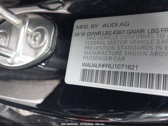 Photo 8 VIN: WAUAUHFF6J1071621 - AUDI A3 