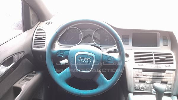 Photo 12 VIN: WAUAV54L28D062797 - AUDI Q7 