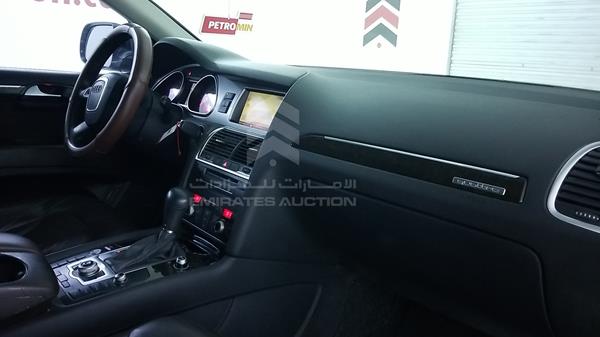 Photo 30 VIN: WAUAVD4L2AD028083 - AUDI Q7 