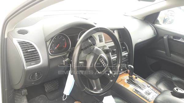 Photo 10 VIN: WAUAY54L28D058207 - AUDI Q7 