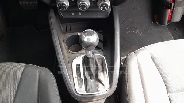 Photo 15 VIN: WAUAYA8X6BB069736 - AUDI A1 