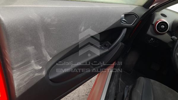 Photo 8 VIN: WAUAYA8X6BB069736 - AUDI A1 