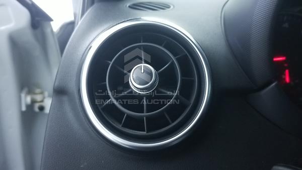 Photo 23 VIN: WAUAYAFT0EB000142 - AUDI A1 