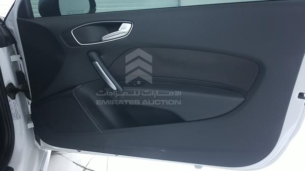 Photo 33 VIN: WAUAYAFT0EB000142 - AUDI A1 