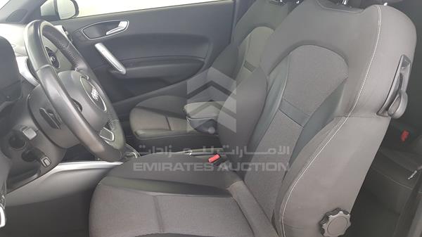 Photo 12 VIN: WAUAYAFT2EB000062 - AUDI A1 