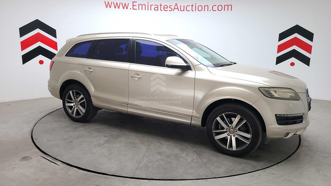 Photo 19 VIN: WAUAYD4L6AD007387 - AUDI Q7 