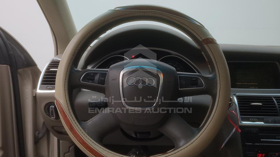 Photo 23 VIN: WAUAYD4L6AD007387 - AUDI Q7 