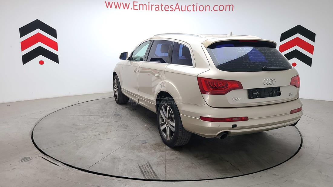 Photo 9 VIN: WAUAYD4L6AD007387 - AUDI Q7 