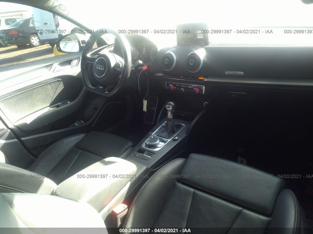 Photo 4 VIN: WAUB1GFF3G1037135 - AUDI S3 