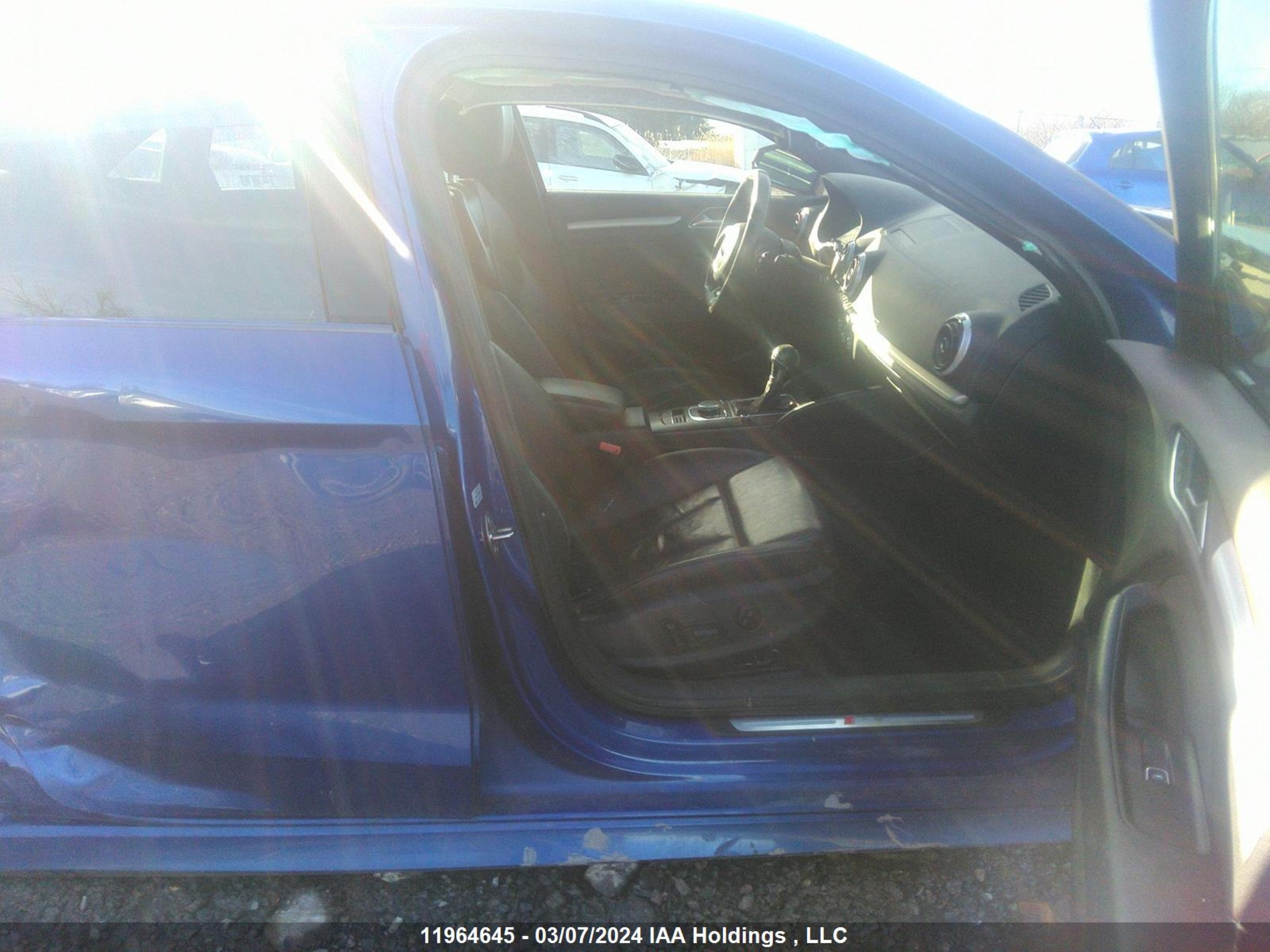 Photo 4 VIN: WAUB1GFF4G1104972 - AUDI S3 