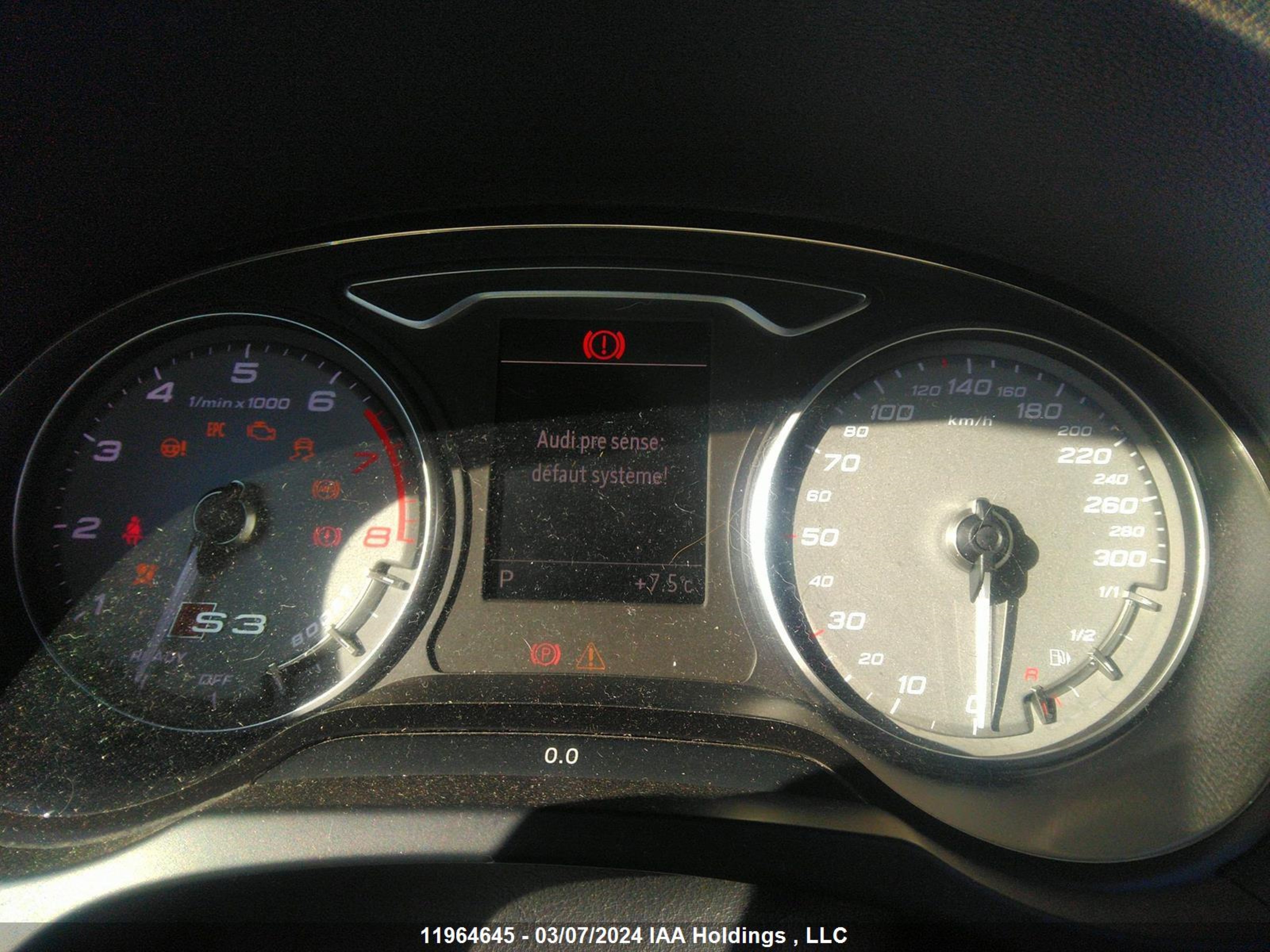 Photo 6 VIN: WAUB1GFF4G1104972 - AUDI S3 