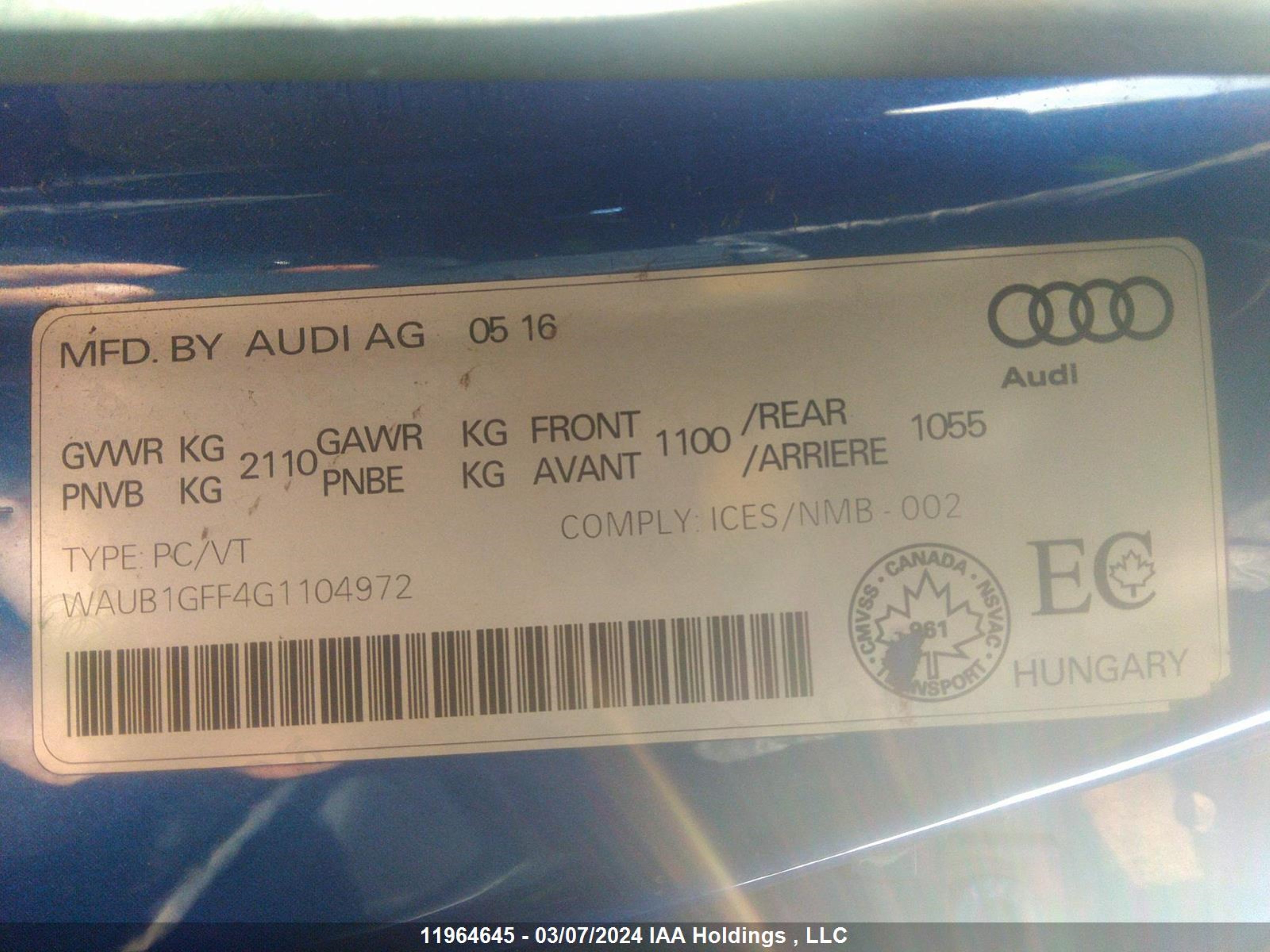 Photo 8 VIN: WAUB1GFF4G1104972 - AUDI S3 